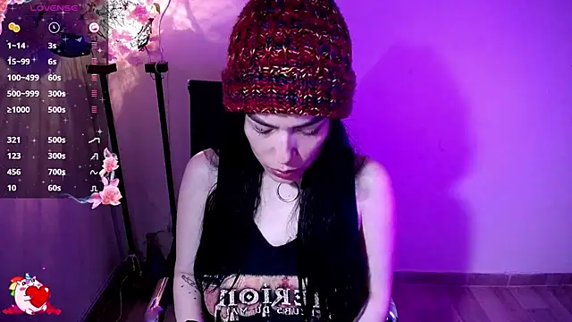 Snapshot of katty_8 chatting on 09/18/25, 08:44 katty 8 online show from 09/18/25, 08:44