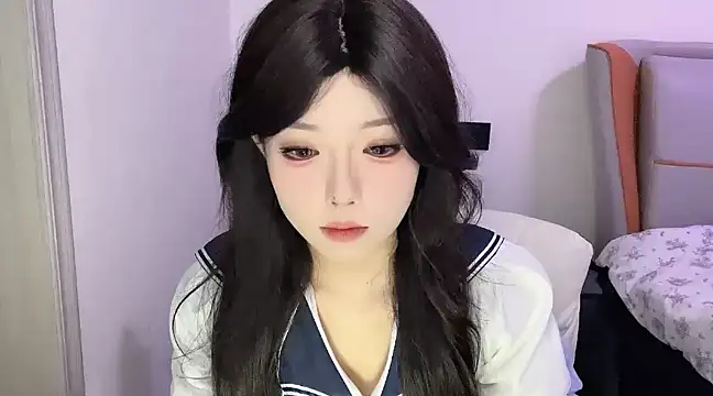 Snapshot of Q-ing chatting on 03/04/25, 04:38 Q-ing online show from 03/04/25, 04:38