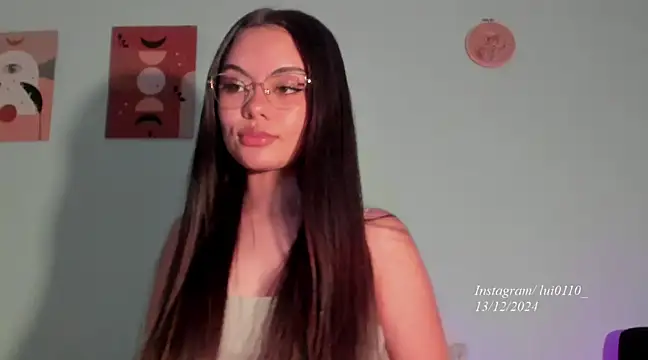 Luisa0110 online show from 12/13/24, 10:45