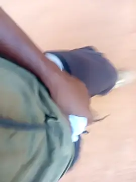 Snapshot of Hentaii001 chatting on 01/31/25, 05:30 Hentaii001 online show from 01/31/25, 05:30