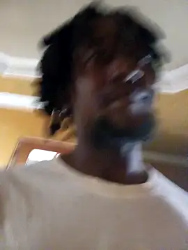 Snapshot of Hentaii001 chatting on 02/17/25, 11:13 Hentaii001 online show from 02/17/25, 11:13