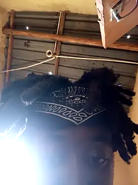 Snapshot of Hentaii001 chatting on 03/11/25, 08:41 Hentaii001 online show from 03/11/25, 08:41