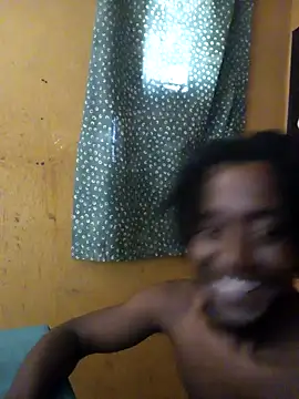 Snapshot of Hentaii001 chatting on 03/14/25, 01:46 Hentaii001 online show from 03/14/25, 01:46