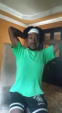 Snapshot of Hentaii001 chatting on 03/17/25, 05:12 Hentaii001 online show from 03/17/25, 05:12