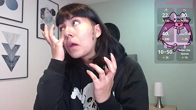 amy adams1 online show from 10/08/25, 04:21