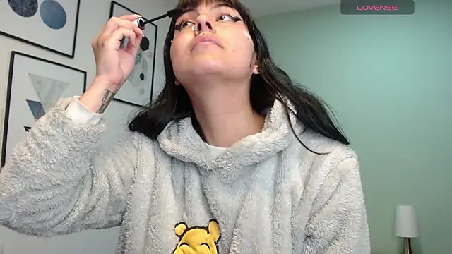 amy adams1 online show from 03/30/26, 04:13