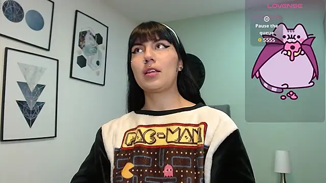 amy adams1 online show from 04/13/26, 04:18