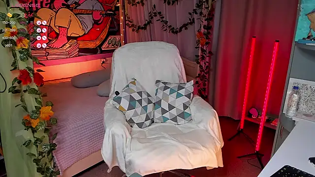 Snapshot of _Forest_Lina_ chatting on 12/08/24, 09:57 Forest Lina online show from 12/08/24, 09:57