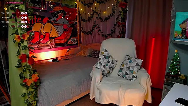 Snapshot of _Forest_Lina_ chatting on 01/13/25, 08:15 Forest Lina online show from 01/13/25, 08:15