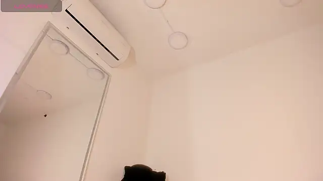 vera candella online show from 11/05/25, 11:21