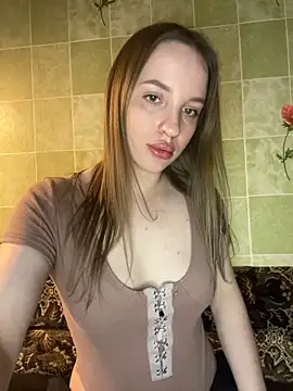 EdnaBradley online show from 03/18/25, 05:21