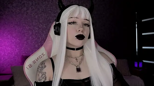 meowceline online show from 06/18/26, 10:30