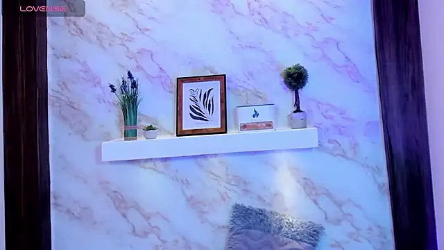 AmyBarton02 online show from 11/08/25, 05:34