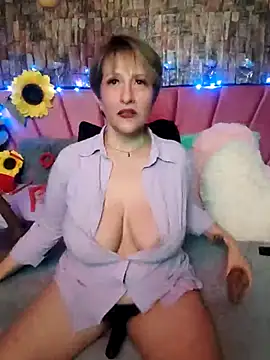 Isabelle Lov18 online show from 03/03/25, 01:53