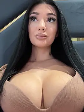 amirahylerr online show from 10/06/25, 01:41