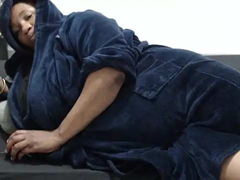 Bustyslave48 online show from 12/18/25, 07:20