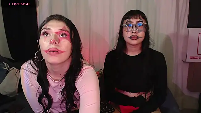 Cintya Kros online show from 10/24/25, 11:56