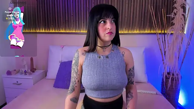 Liz grey  online show from 02/06/26, 08:45