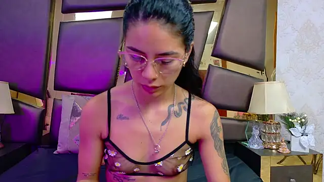 NicoleEsposito online show from 02/20/26, 12:49