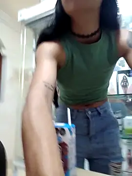 NicoleEsposito online show from 05/11/26, 12:33