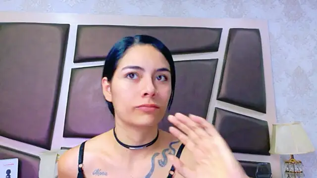 NicoleEsposito online show from 07/11/26, 12:52