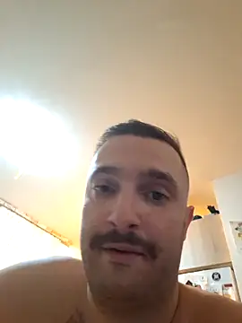 Zlyzloba21 online show from 10/23/25, 03:06