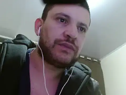 camiloking1720 online show from 02/04/25, 06:04