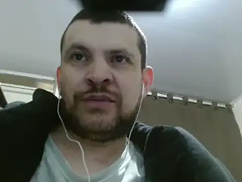 camiloking1720 online show from 02/05/25, 01:33