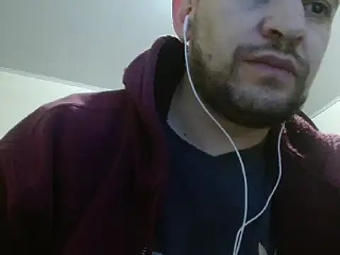 camiloking1720 online show from 02/26/25, 06:15