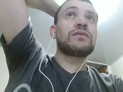 camiloking1720 online show from 02/26/25, 05:50