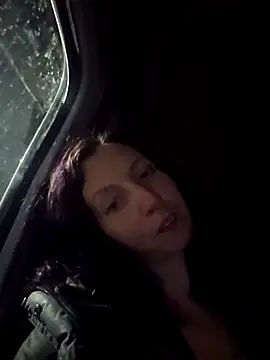 erinSmiles online show from 11/11/25, 08:47