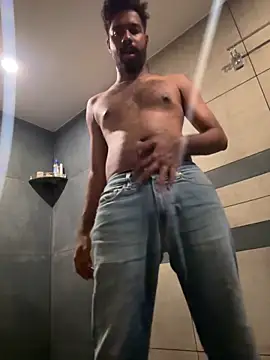 Snapshot of hardfukr0088 chatting on 02/22/25, 04:40 hardfukr0088 online show from 02/22/25, 04:40