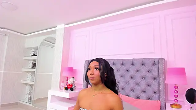 HaileeRoberts online show from 01/21/25, 12:07