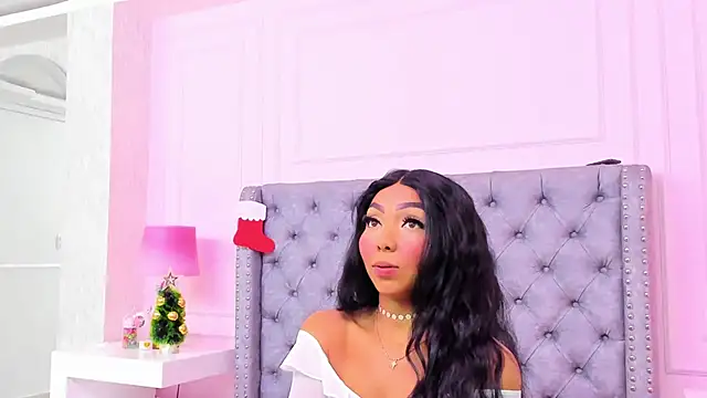 HaileeRoberts online show from 11/26/25, 12:28