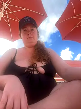 Sierra bbyx online show from 10/21/25, 05:02