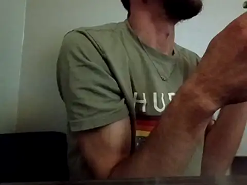 Snapshot of luke_thighwalker2469 chatting on 07/28/26, 11:39 luke thighwalker2469 online show from 07/28/26, 11:39