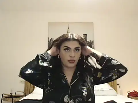 Dulce hot 23  online show from 04/30/26, 10:03
