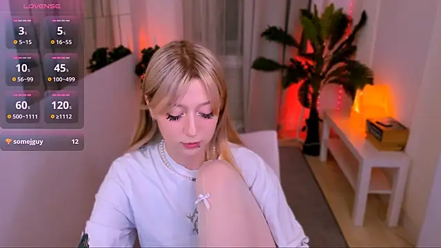 SaintGirl online show from 02/07/25, 06:45