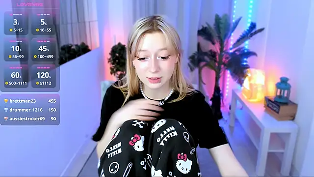 SaintGirl online show from 02/09/25, 06:16