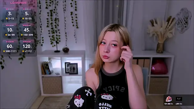SaintGirl online show from 02/21/25, 01:44
