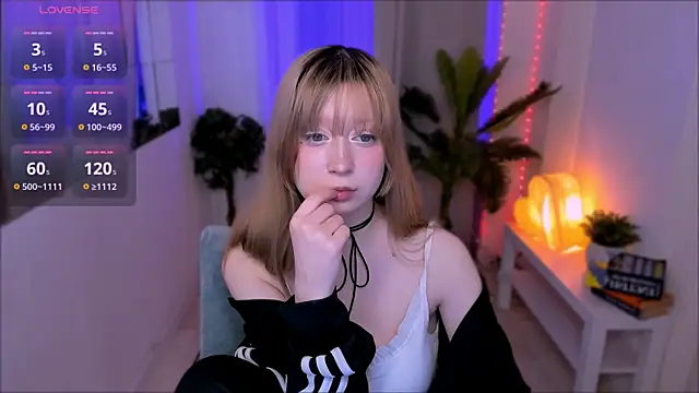 SaintGirl online show from 03/21/25, 03:35