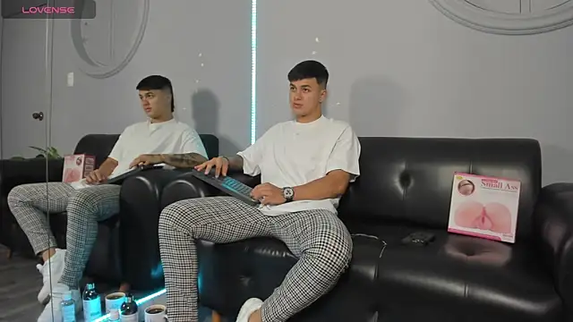 Cristopher strong online show from 01/15/25, 12:36