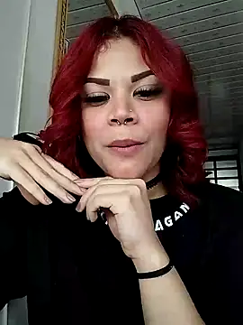 Snapshot of IamAlana_ chatting on 12/18/24, 07:08 IamAlana online show from 12/18/24, 07:08