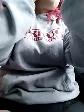 Snapshot of IamAlana_ chatting on 01/06/25, 02:47 IamAlana online show from 01/06/25, 02:47