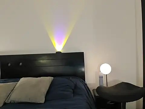 Snapshot of SamanthaAntolin chatting on 06/26/26, 12:04 SamanthaAntolin online show from 06/26/26, 12:04