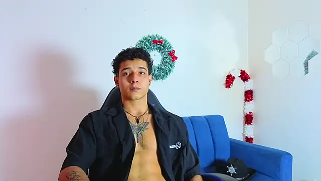 Demitryo online show from 12/15/25, 03:33