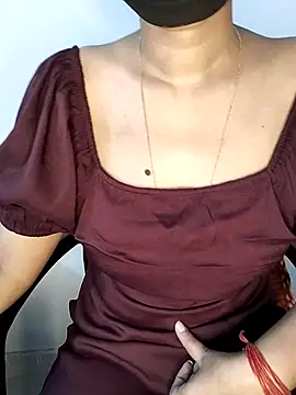 Snapshot of Ms_Neera chatting on 02/16/25, 03:38 Ms Neera online show from 02/16/25, 03:38