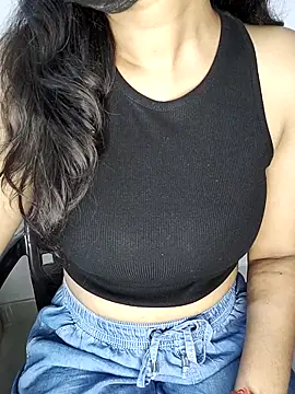 Snapshot of Ms_Neera chatting on 02/22/25, 05:46 Ms Neera online show from 02/22/25, 05:46