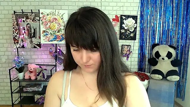 Darina M  online show from 03/04/25, 11:40