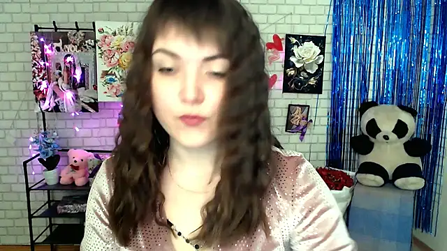 Darina M  online show from 03/08/25, 05:49